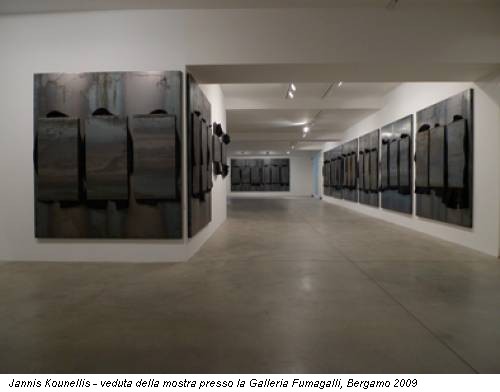 Jannis Kounellis - veduta della mostra presso la Galleria Fumagalli, Bergamo 2009