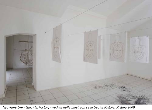 Hyo June Lee - Suicidal Victory - veduta della mostra presso Uscita Pistoia, Pistoia 2009