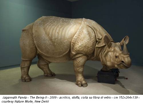 Jagannath Panda - The Being-II - 2009 - acrilico, stoffa, colla su fibra di vetro - cm 152x264x139 - courtesy Nature Morte, New Dehli
