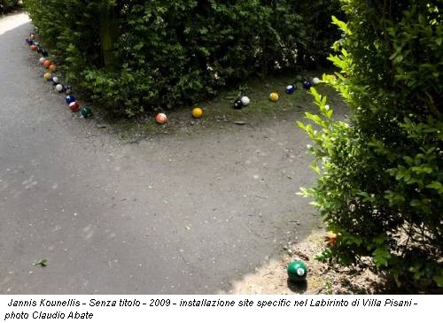 Jannis Kounellis - Senza titolo - 2009 - installazione site specific nel Labirinto di Villa Pisani - photo Claudio Abate