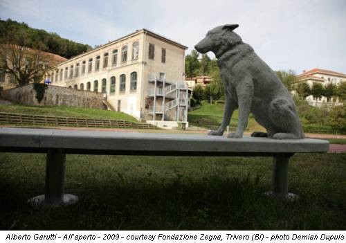 Alberto Garutti - All’aperto - 2009 - courtesy Fondazione Zegna, Trivero (BI) - photo Demian Dupuis