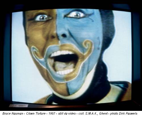 Bruce Nauman - Clown Torture - 1987 - still da video - coll. S.M.A.K., Ghent - photo Dirk Pauwels