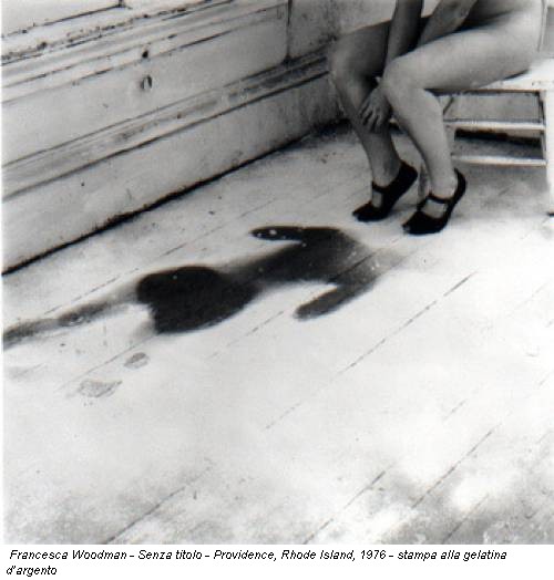 Francesca Woodman - Senza titolo - Providence, Rhode Island, 1976 - stampa alla gelatina d’argento