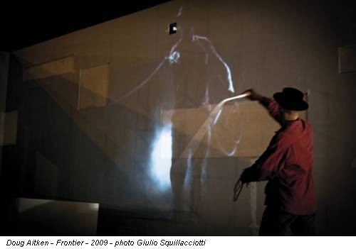 Doug Aitken - Frontier - 2009 - photo Giulio Squillacciotti