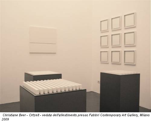 Christiane Beer - Ortzeit - veduta dell'allestimento presso Fabbri Contemporary Art Gallery, Milano 2009