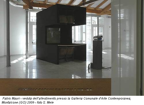 Fabio Mauri - veduta dell’allestimento presso la Galleria Comunale d’Arte Contemporanea, Monfalcone (GO) 2009 - foto S. Mele
