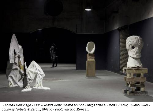 Thomas Houseago - Ode - veduta della mostra presso i Magazzini di Porta Genova, Milano 2009 - courtesy l'artista & Zero..., Milano - photo Jacopo Menzani