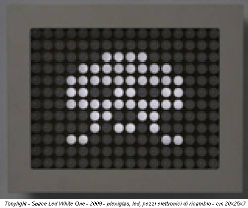 Tonylight - Space Led White One - 2009 - plexiglas, led, pezzi elettronici di ricambio - cm 20x25x7