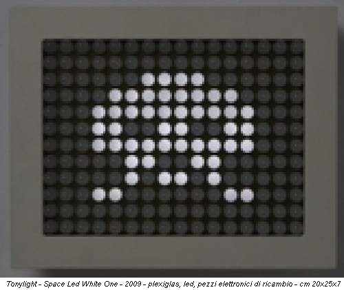 Tonylight - Space Led White One - 2009 - plexiglas, led, pezzi elettronici di ricambio - cm 20x25x7