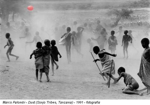 Marco Palombi - Dust (Sonjo Tribes, Tanzania) - 1991 - fotografia