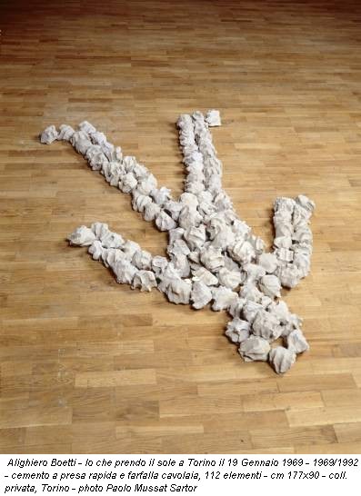 Alighiero Boetti - Io che prendo il sole a Torino il 19 Gennaio 1969 - 1969/1992 - cemento a presa rapida e farfalla cavolaia, 112 elementi - cm 177x90 - coll. privata, Torino - photo Paolo Mussat Sartor