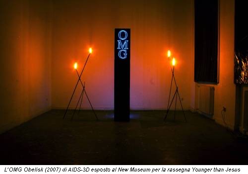 L’OMG Obelisk (2007) di AIDS-3D esposto al New Museum per la rassegna Younger than Jesus