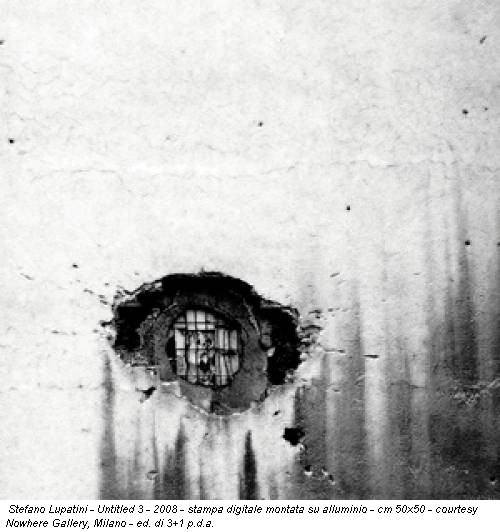 Stefano Lupatini - Untitled 3 - 2008 - stampa digitale montata su alluminio - cm 50x50 - courtesy Nowhere Gallery, Milano - ed. di 3+1 p.d.a.