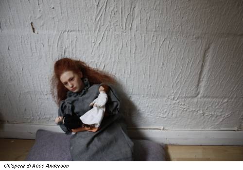 Un'opera di Alice Anderson