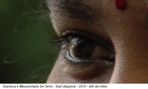 Gianluca e Massimiliano De Serio - Soul diaspora - 2010 - still da video