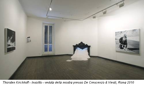 Thorsten Kirchhoff - Insolito - veduta della mostra presso De Crescenzo & Viesti, Roma 2010