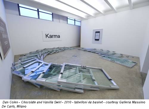 Dan Colen - Chocolate and Vanilla Swirl - 2010 - tabelloni da basket - courtesy Galleria Massimo De Carlo, Milano