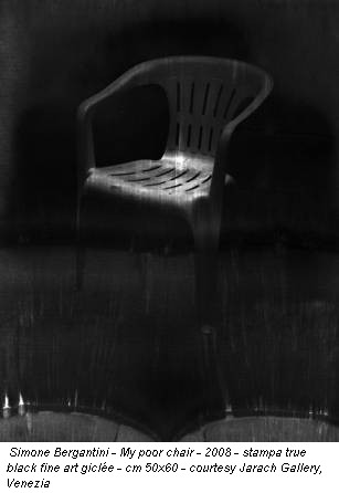 Simone Bergantini - My poor chair - 2008 - stampa true black fine art giclée - cm 50x60 - courtesy Jarach Gallery, Venezia