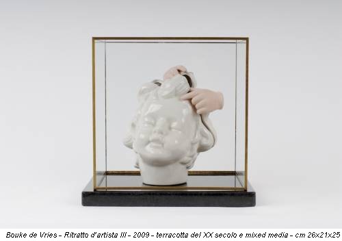 Bouke de Vries - Ritratto d’artista III - 2009 - terracotta del XX secolo e mixed media - cm 26x21x25