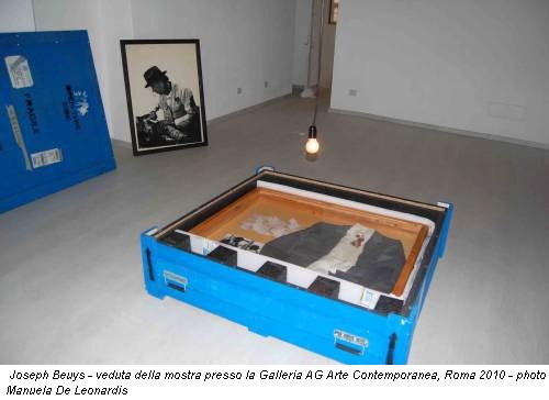 Joseph Beuys - veduta della mostra presso la Galleria AG Arte Contemporanea, Roma 2010 - photo Manuela De Leonardis