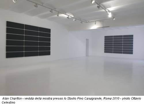 Alan Charlton - veduta della mostra presso lo Studio Pino Casagrande, Roma 2010 - photo Ottavio Celestino