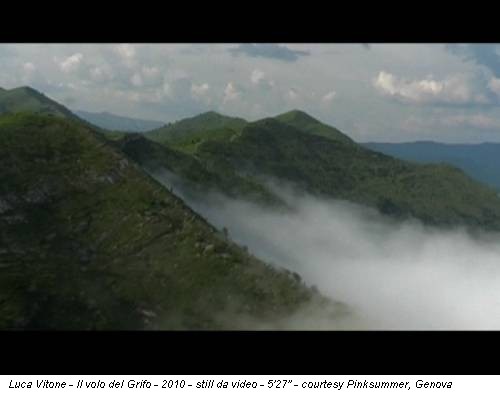 Luca Vitone - Il volo del Grifo - 2010 - still da video - 5'27'' - courtesy Pinksummer, Genova