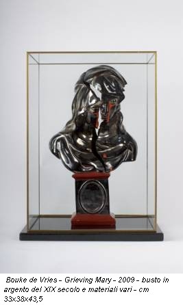 Bouke de Vries - Grieving Mary - 2009 - busto in argento del XIX secolo e materiali vari - cm 33x38x43,5