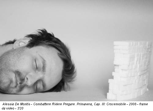 Alessia De Montis - Combattere Ridere Pregare. Primavera, Cap. III: Crocemobile - 2008 - frame da video - 3'20
