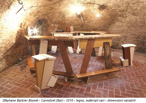 Stéphane Barbier Bouvet - Carnotzet (Bar) - 2010 - legno, materiali vari - dimensioni variabili