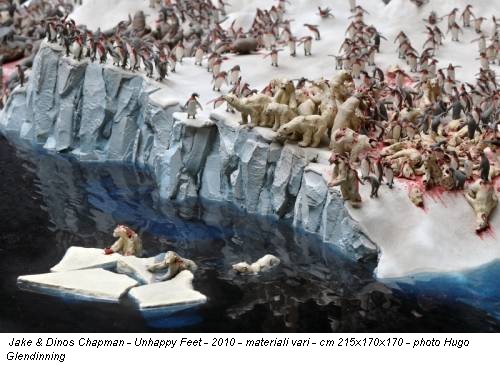 Jake & Dinos Chapman - Unhappy Feet - 2010 - materiali vari - cm 215x170x170 - photo Hugo Glendinning