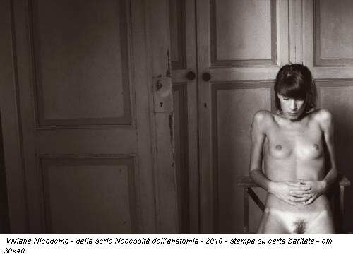 Viviana Nicodemo - dalla serie Necessità dell’anatomia - 2010 - stampa su carta baritata - cm 30x40