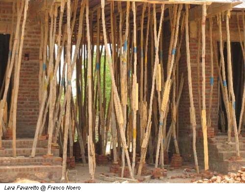 Lara Favaretto @ Franco Noero