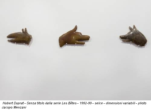 Hubert Duprat - Senza titolo dalla serie Les Bêtes - 1992-99 - selce - dimensioni variabili - photo Jacopo Menzani