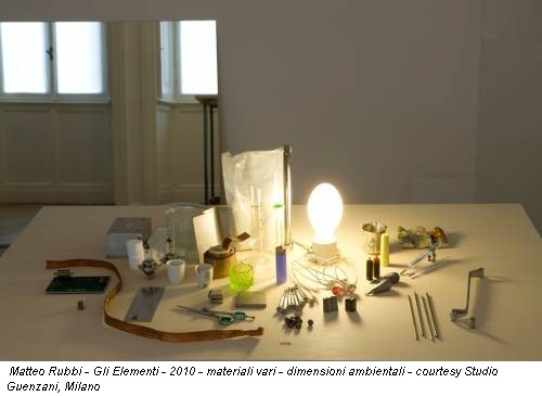 Matteo Rubbi - Gli Elementi - 2010 - materiali vari - dimensioni ambientali - courtesy Studio Guenzani, Milano