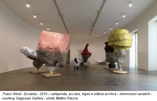 Franz West - Ecolalia - 2010 - cartapesta, acciaio, legno e pittura acrilica - dimensioni variabili - courtesy Gagosian Gallery - photo Matteo Piazza