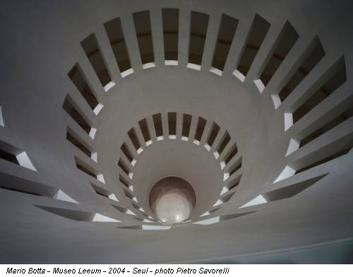 Mario Botta - Museo Leeum - 2004 - Seul - photo Pietro Savorelli