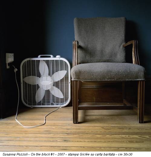 Susanna Pozzoli - On the block #1 - 2007 - stampa Giclée su carta baritata - cm 30x30