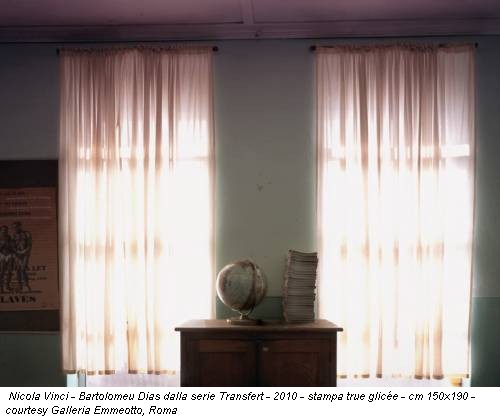 Nicola Vinci - Bartolomeu Dias dalla serie Transfert - 2010 - stampa true glicée - cm 150x190 - courtesy Galleria Emmeotto, Roma
