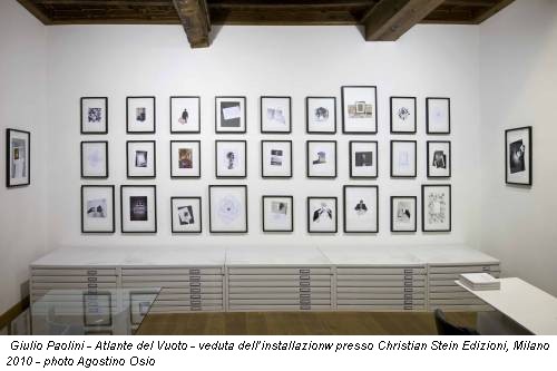 Giulio Paolini - Atlante del Vuoto - veduta dell’installazionw presso Christian Stein Edizioni, Milano 2010 - photo Agostino Osio