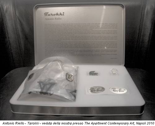 Antonio Riello - Tarokki - veduta della mostra presso The Apartment Contemporary Art, Napoli 2010