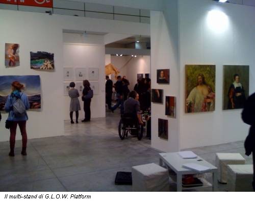 Il multi-stand di G.L.O.W. Platform
