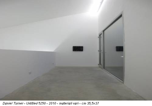 Daniel Turner - Untitled 5250 - 2010 - materiali vari - cm 35,5x37