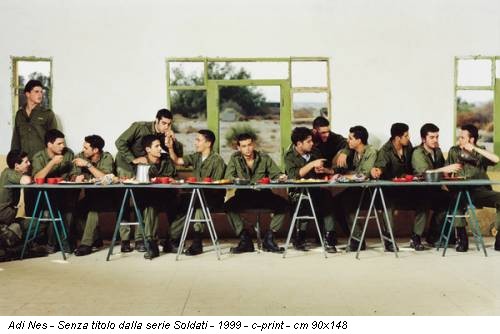 Adi Nes - Senza titolo dalla serie Soldati - 1999 - c-print - cm 90x148
