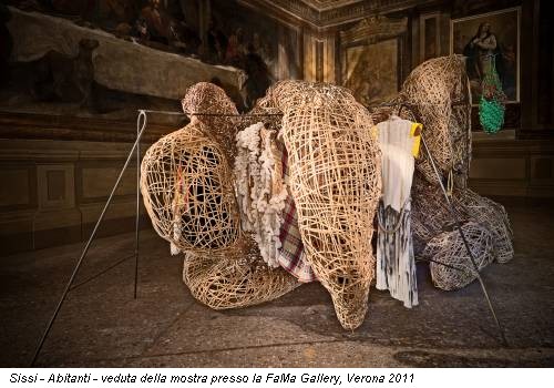 Sissi - Abitanti - veduta della mostra presso la FaMa Gallery, Verona 2011
