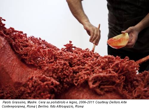Paolo Grassino, Madre. Cera su polistirolo e legno, 2006-2011 Courtesy Delloro Arte Contemporanea, Roma | Berlino. foto Altrospazio, Roma