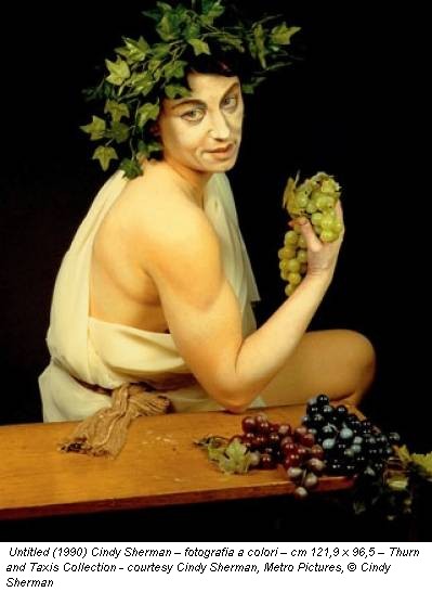 Untitled (1990) Cindy Sherman – fotografia a colori – cm 121,9 x 96,5 – Thurn and Taxis Collection - courtesy Cindy Sherman, Metro Pictures, &copy; Cindy Sherman