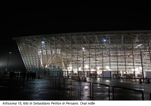 Artissima 18, foto di Sebastiano Pellion di Persano. Oval notte