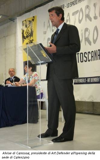 Alvise di Canossa, presidente di Art Defender all'opening della sede di Calenzano