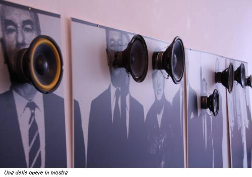 Una delle opere in mostra