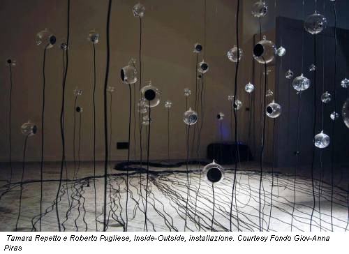 Tamara Repetto e Roberto Pugliese, Inside-Outside, installazione. Courtesy Fondo Giov-Anna Piras